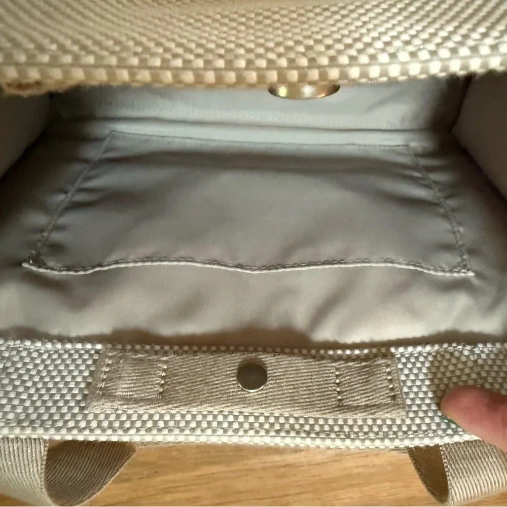 NWOT Lululemon Two-Tone Canvas Mini Tote Bag 4.5L - Picture 8 of 10